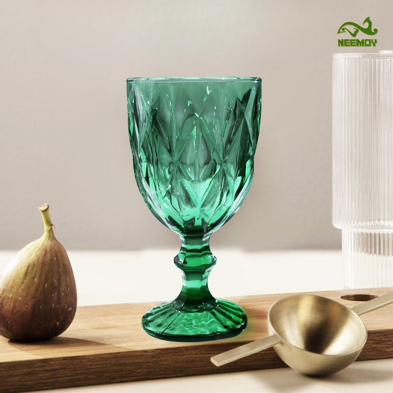 Groene gegraveerde reliëf glaz - Wine Beer Foot recensie en prijs