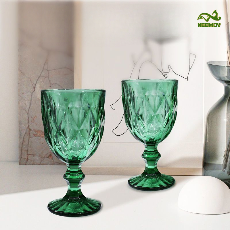 Groene gegraveerde reliëf glaz - Wine Beer Foot recensie en prijs